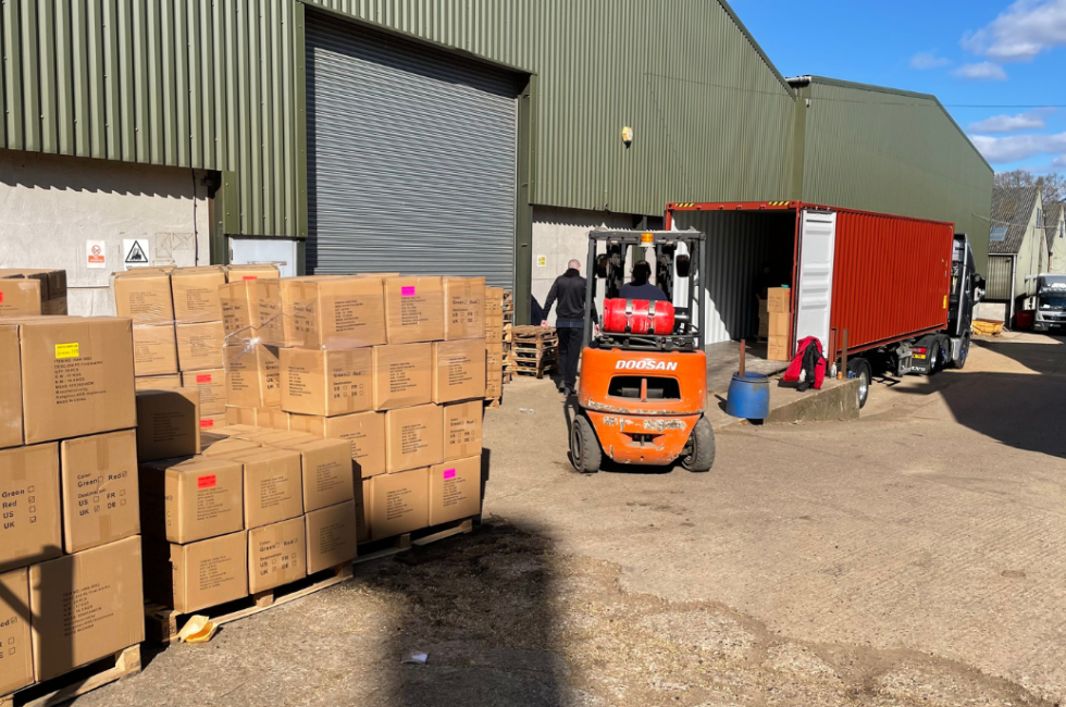 40ft container unloading service in London